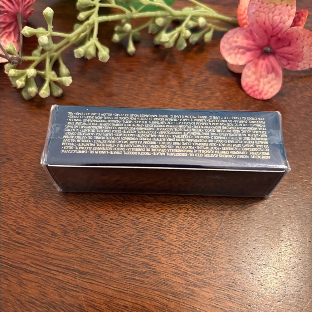 Estée Lauder Pure Color Envy #420
Rebellious Rose
NWOT sealed .12oz/3.5g - Picture 3 of 5